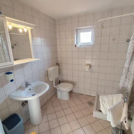 Nočitev z zajtrkom Agritourism Kren Dobrovo