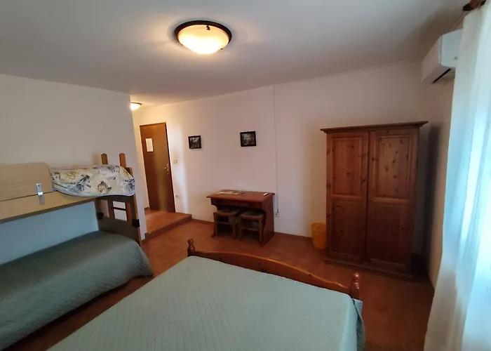 Agritourism Kren Bed and breakfast